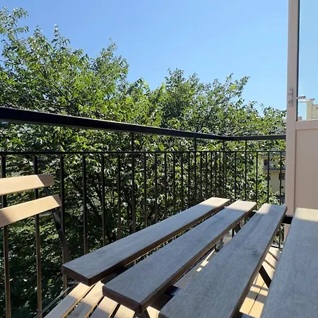 Apartman Golden Hour